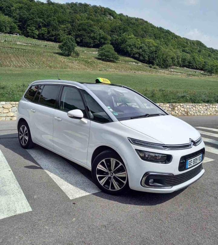 Taxi monospace Citroën Annecy